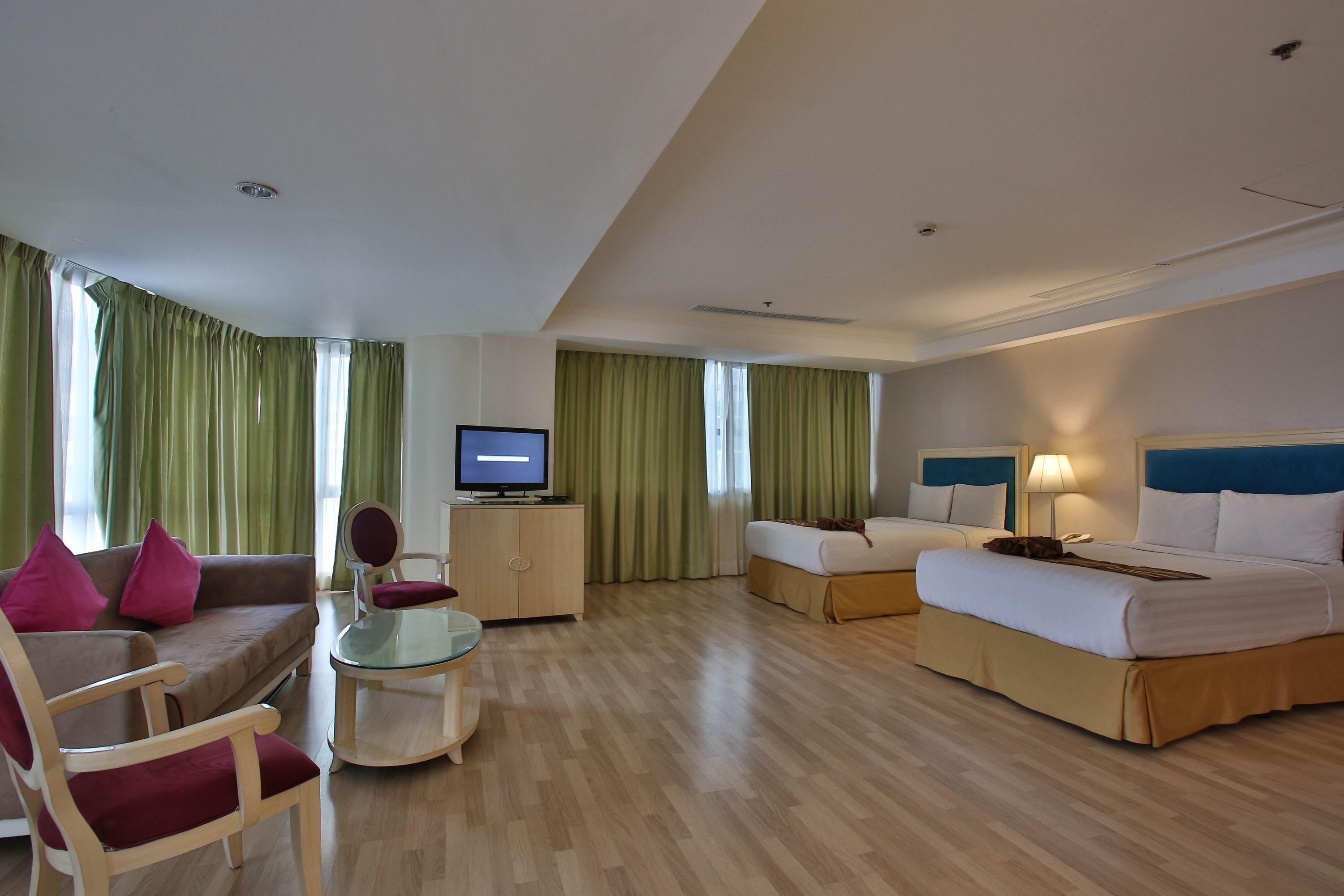Crown Regency Hotel & Towers Cebu Dış mekan fotoğraf
