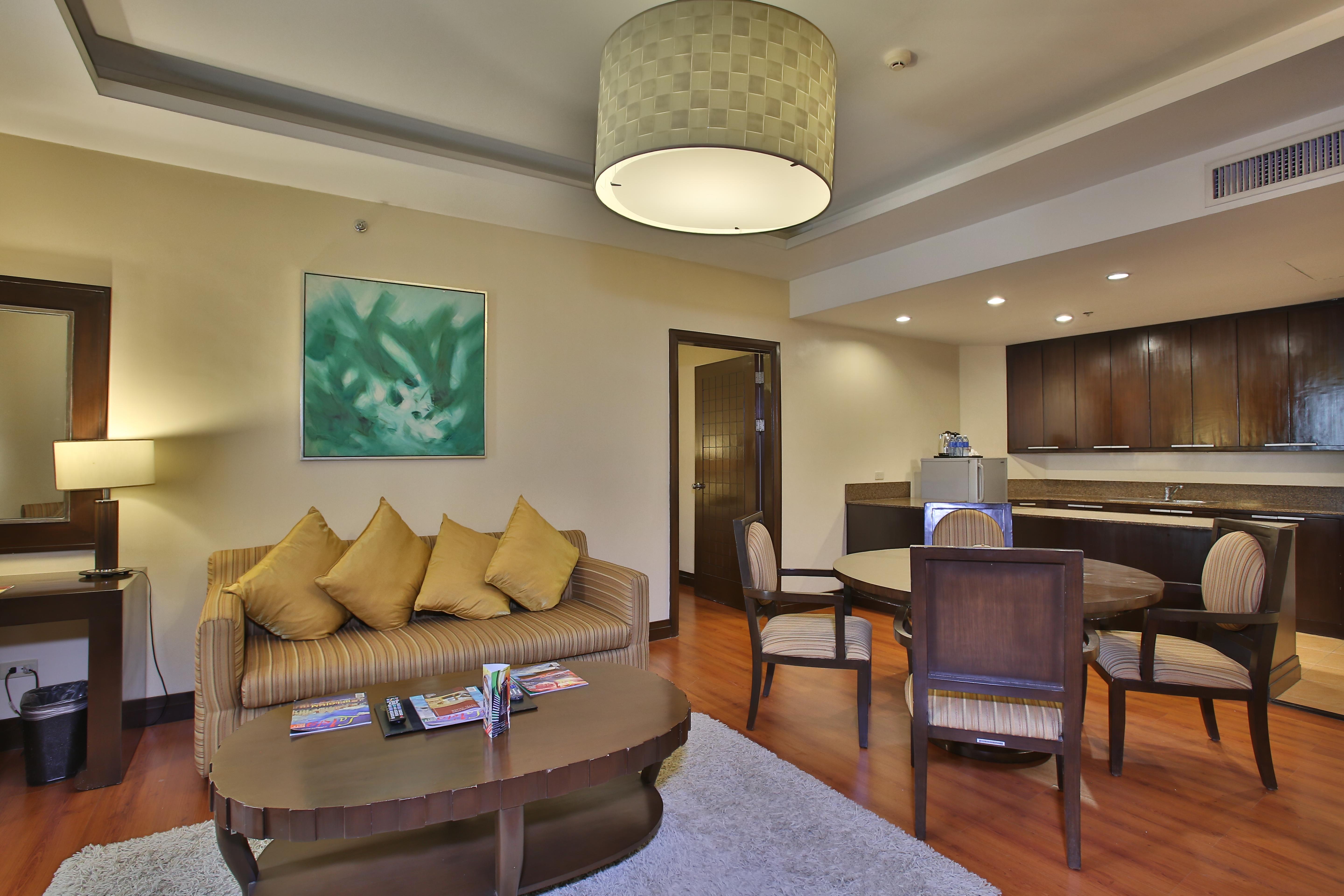 Crown Regency Hotel & Towers Cebu Dış mekan fotoğraf