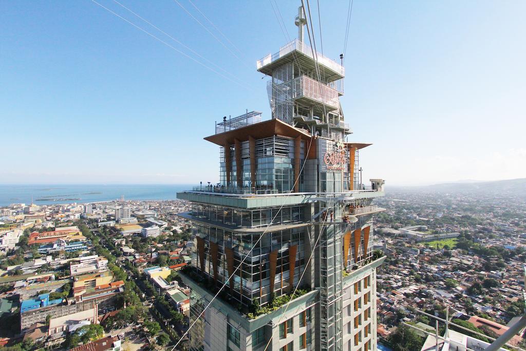 Crown Regency Hotel & Towers Cebu Dış mekan fotoğraf